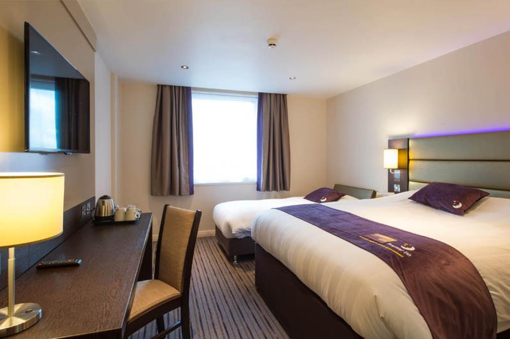 Premier Inn Manchester - 普雷斯特威奇 外观 照片