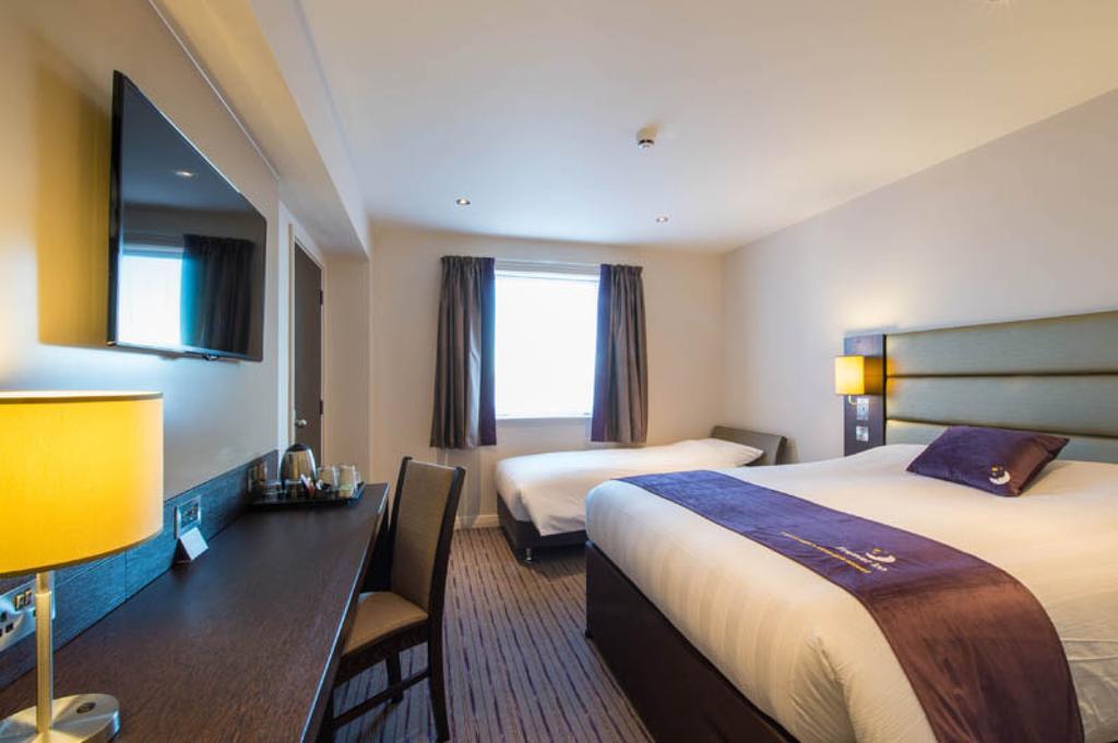 Premier Inn Manchester - 普雷斯特威奇 外观 照片