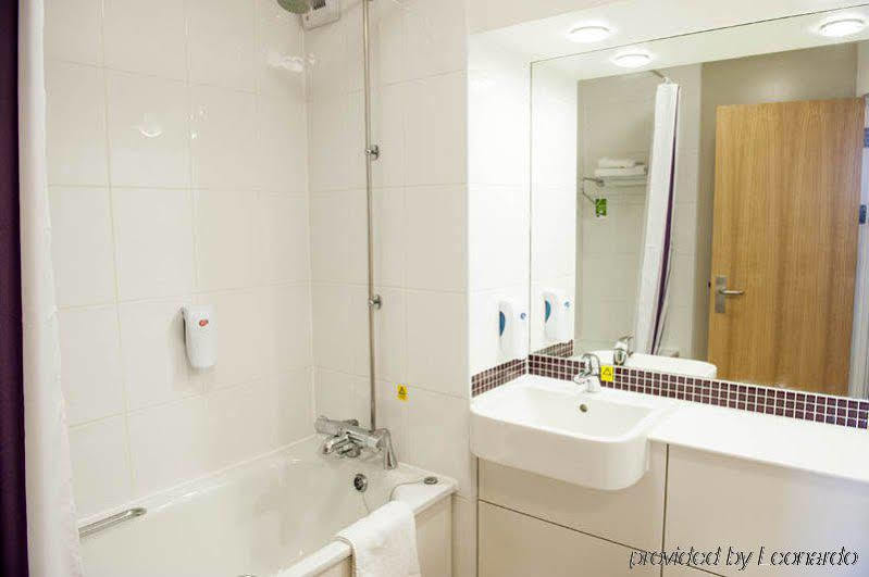 Premier Inn Manchester - 普雷斯特威奇 外观 照片